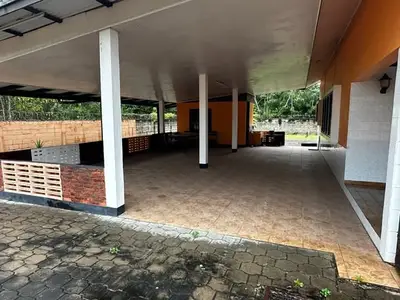 Foto van Sewnarainweg