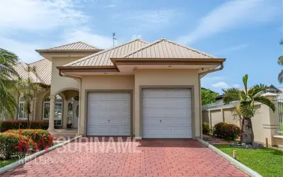 Foto van Keller Williams Suriname Miamistraat